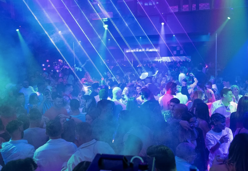 7Eight7 Club Lightshow Nightlife Puerto Rico San Juan Escambron Beach