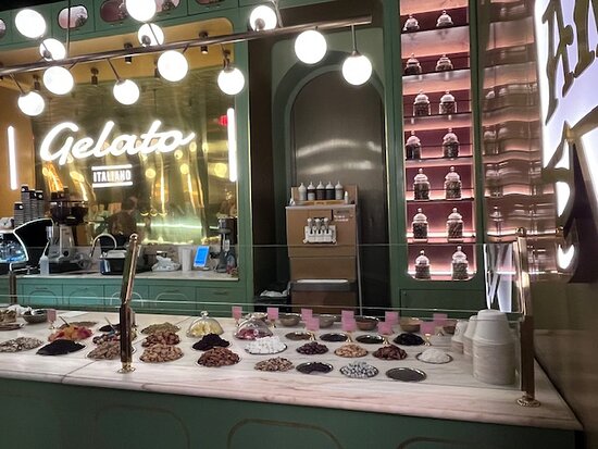 Anita Gelato Escambron Beach Shop Interior