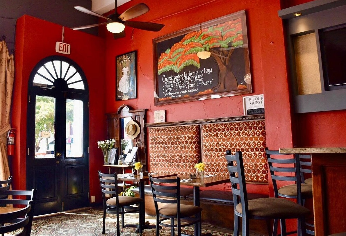 Cafe Berlin San Juan Port Interior