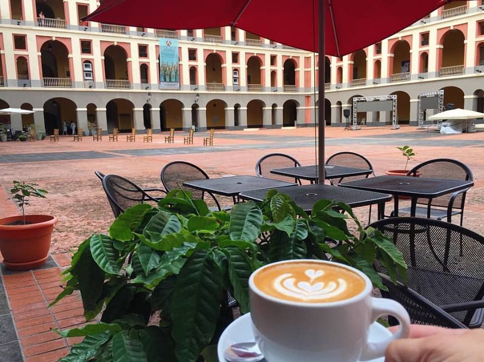 Cafeteria Don Ruiz San Juan Port Exterior
