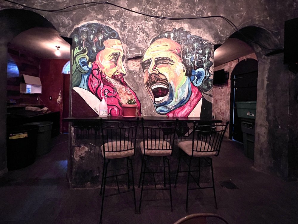 El Quinque Escambron Beach Interior Wall