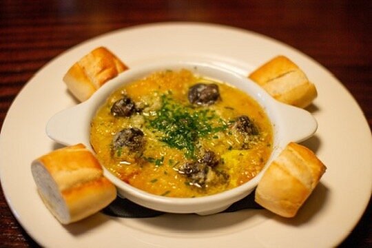 Santaella Escambron Beach Escargot Dsh