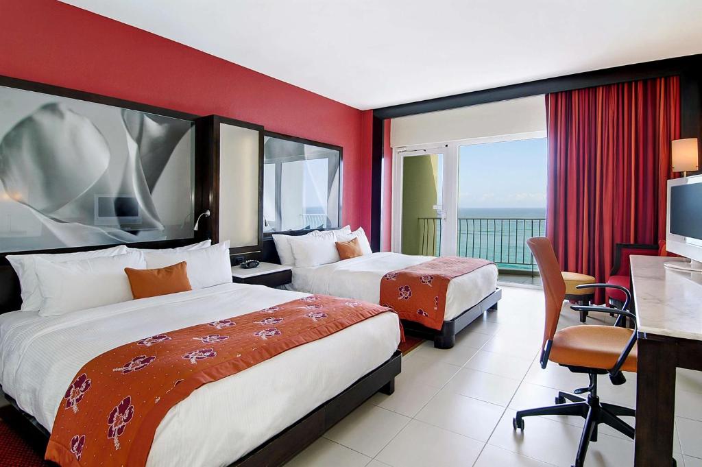 The Condado Plaza Hotel Port Of San Juan Room Double Beds